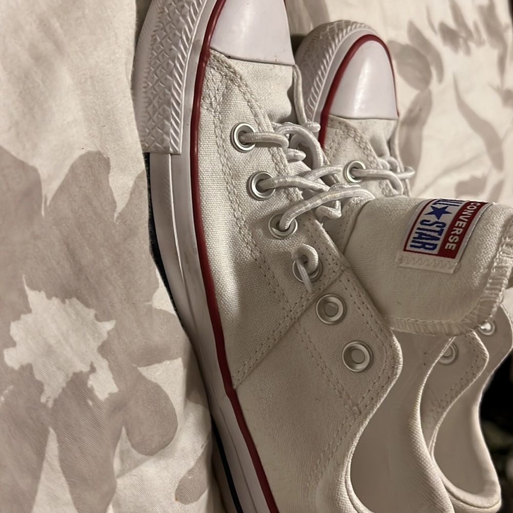 Converse - Picture 2 of 2